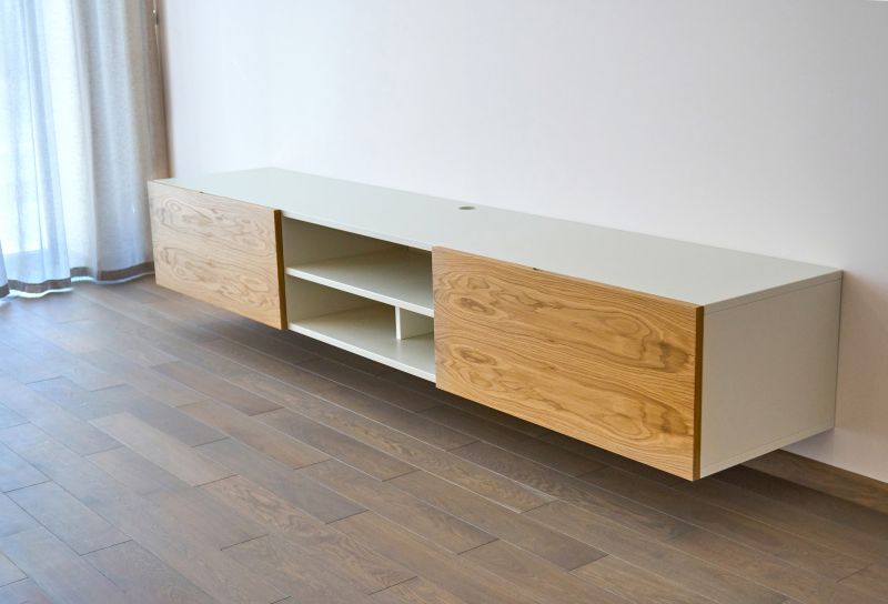 Inside Cabinet Features