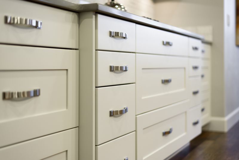 Kitchen Cabinets Refacing in Kokomo, IN